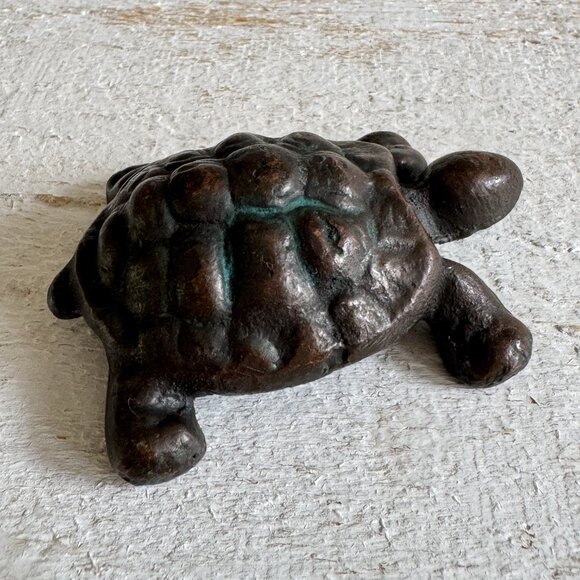 Vintage Metal Advertising Turtle - The Billings Chapin Co - Picture 2 of 9